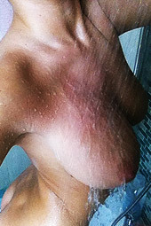 Boobs Selfie Unger The Shower